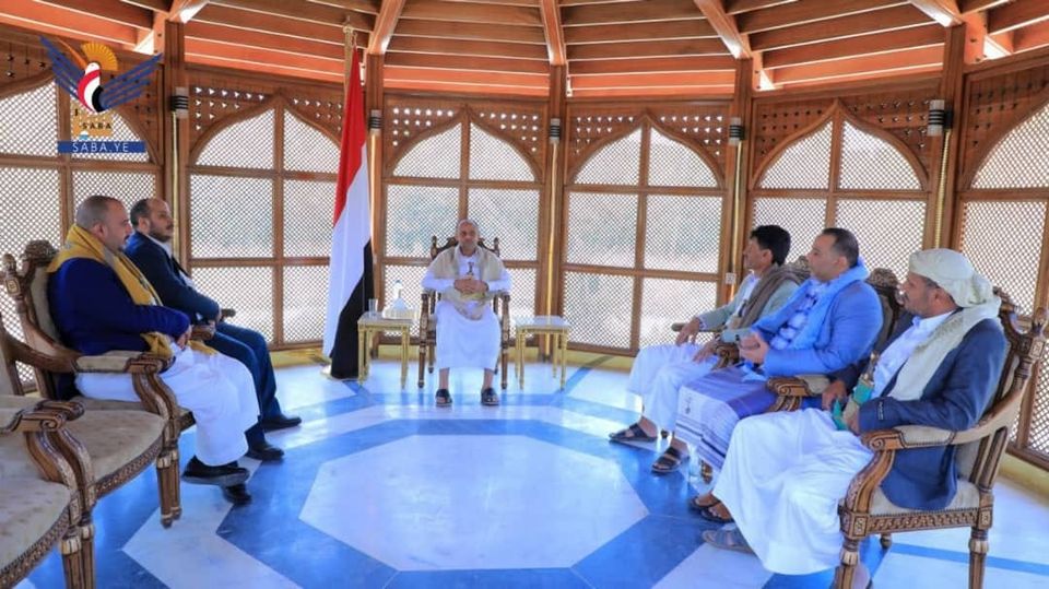 الرئيس المشاط يلتقي وزير الصناعة ورئيس الغرفة التجارية