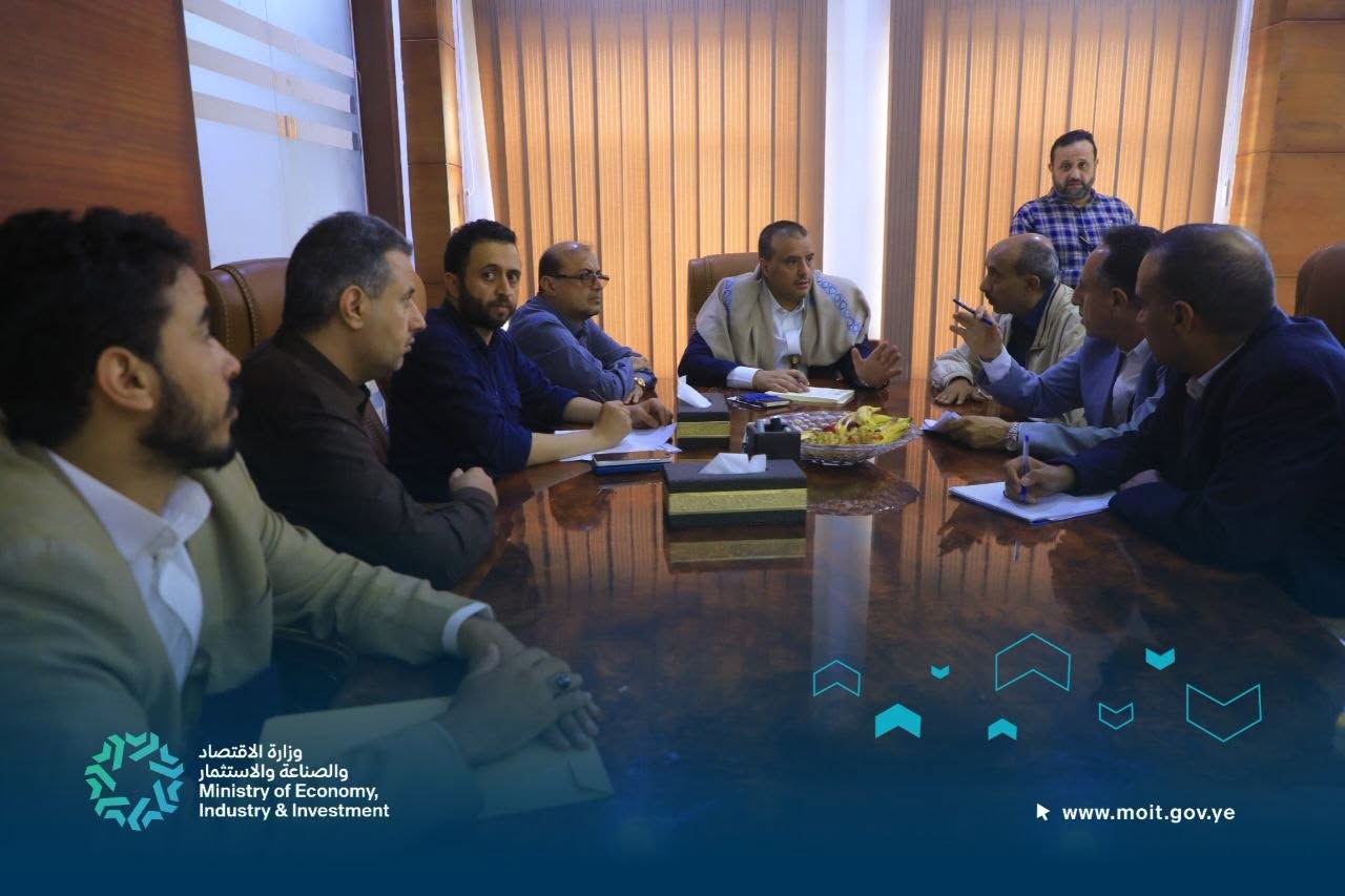 مناقشة الاستعدادات لتنفيذ المرحلة الثانية من رفع نسبة استخلاص الدقيق الأبيض